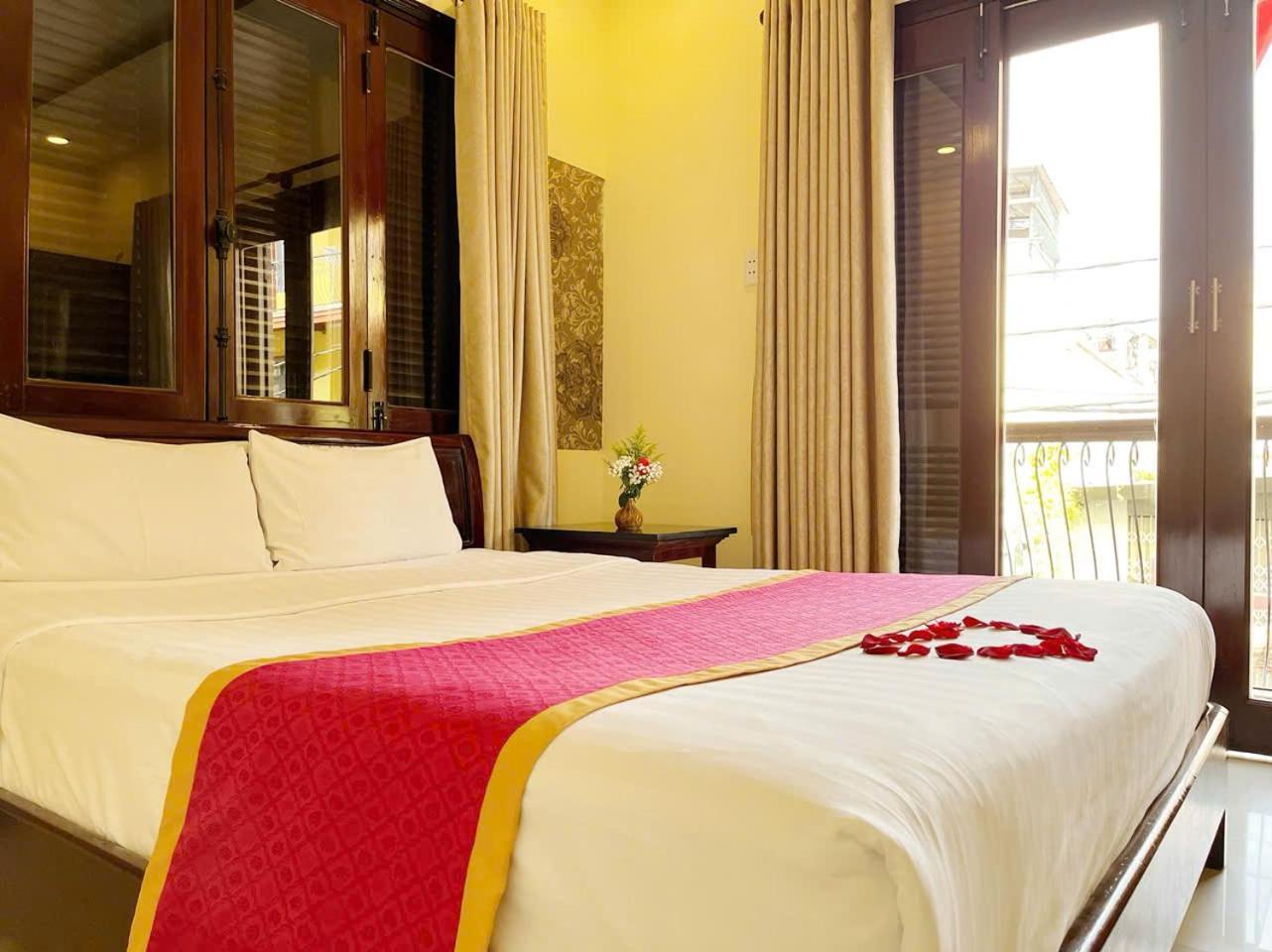 Golden River Hotel Hoi An Exterior foto